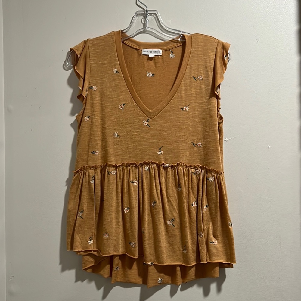 COCO + JAIMESON EMBROIDERED BLOUSE